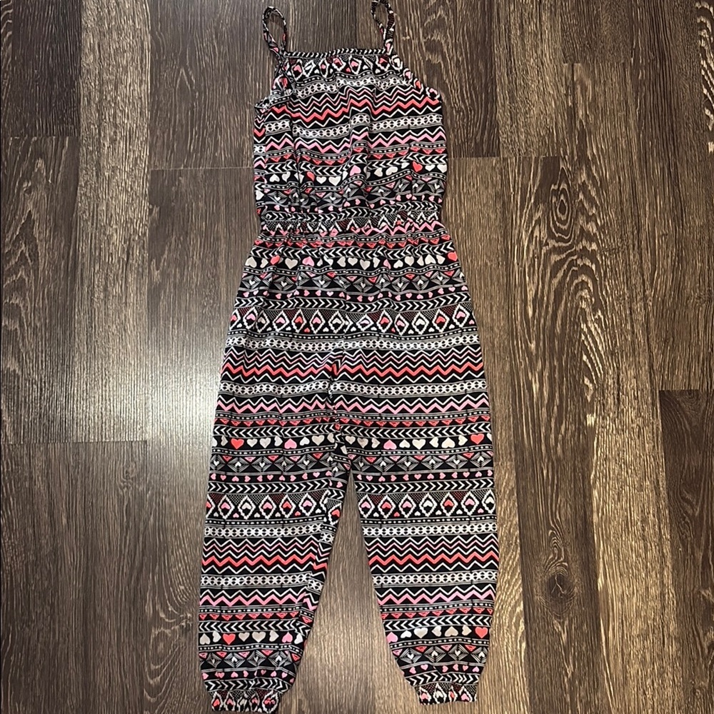 Faded Glory jumpsuit black, red, and pink Aztec and heart design size small